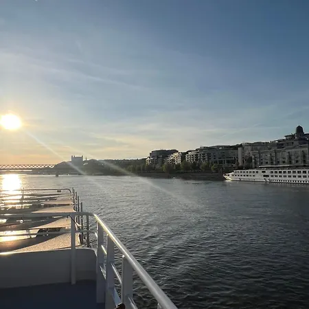 Heart Of The Center 2 By Zazi *